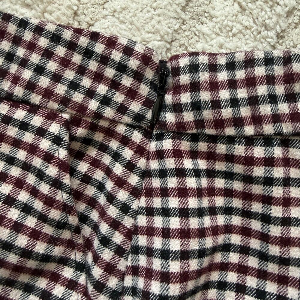 Abercrombie & Fitch Plaid Mini Skirt Size XS - Picture 4 of 6